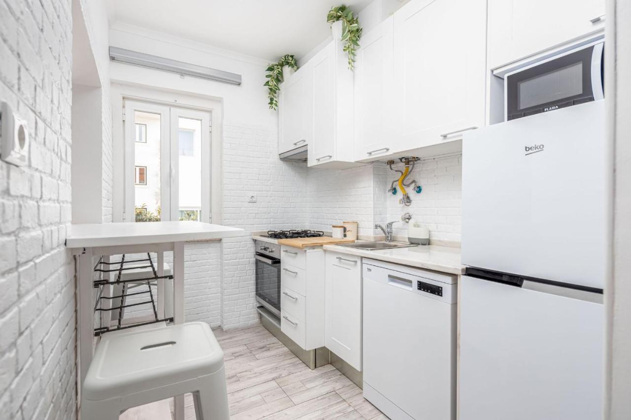 Lapa 3Bdr Duplex W/ Balcony By Lovelystay Lisboa Dış mekan fotoğraf